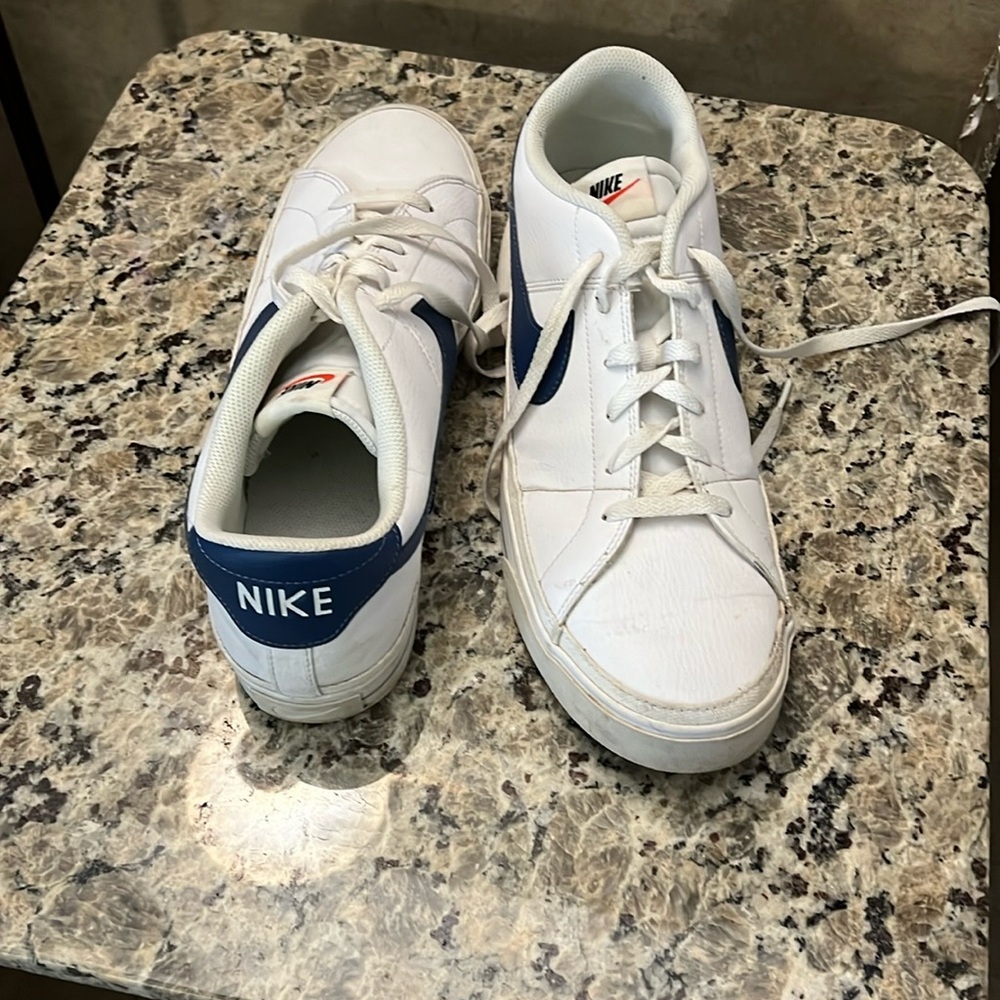 Nike shoes